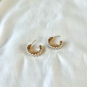 Dainty gold and pearl earrings